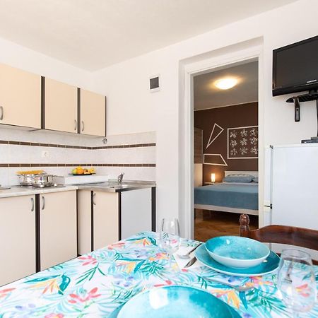 Apartment Linda Vrbnik  Εξωτερικό φωτογραφία